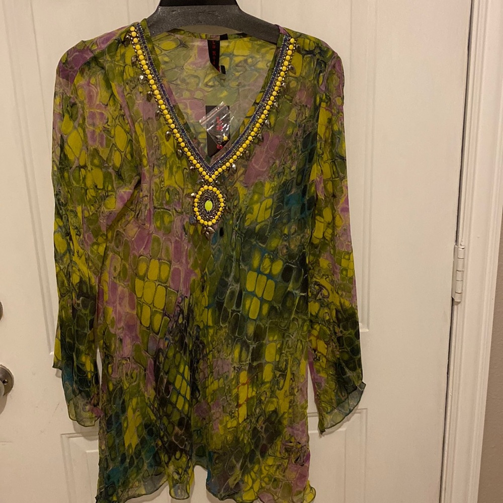 La Moda Blouse